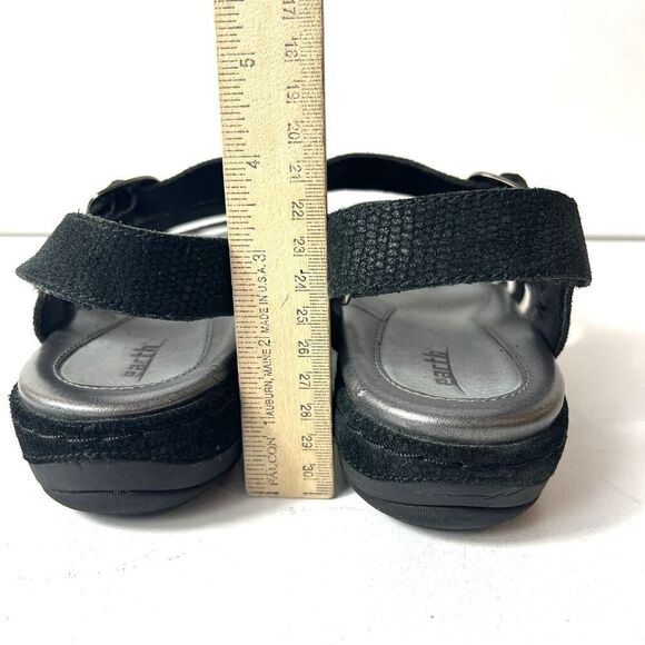 EARTH Womens 9B Flat Sandals Black Leather Comfort Casual Sling Back Ankle Strap - Picture 8 of 12